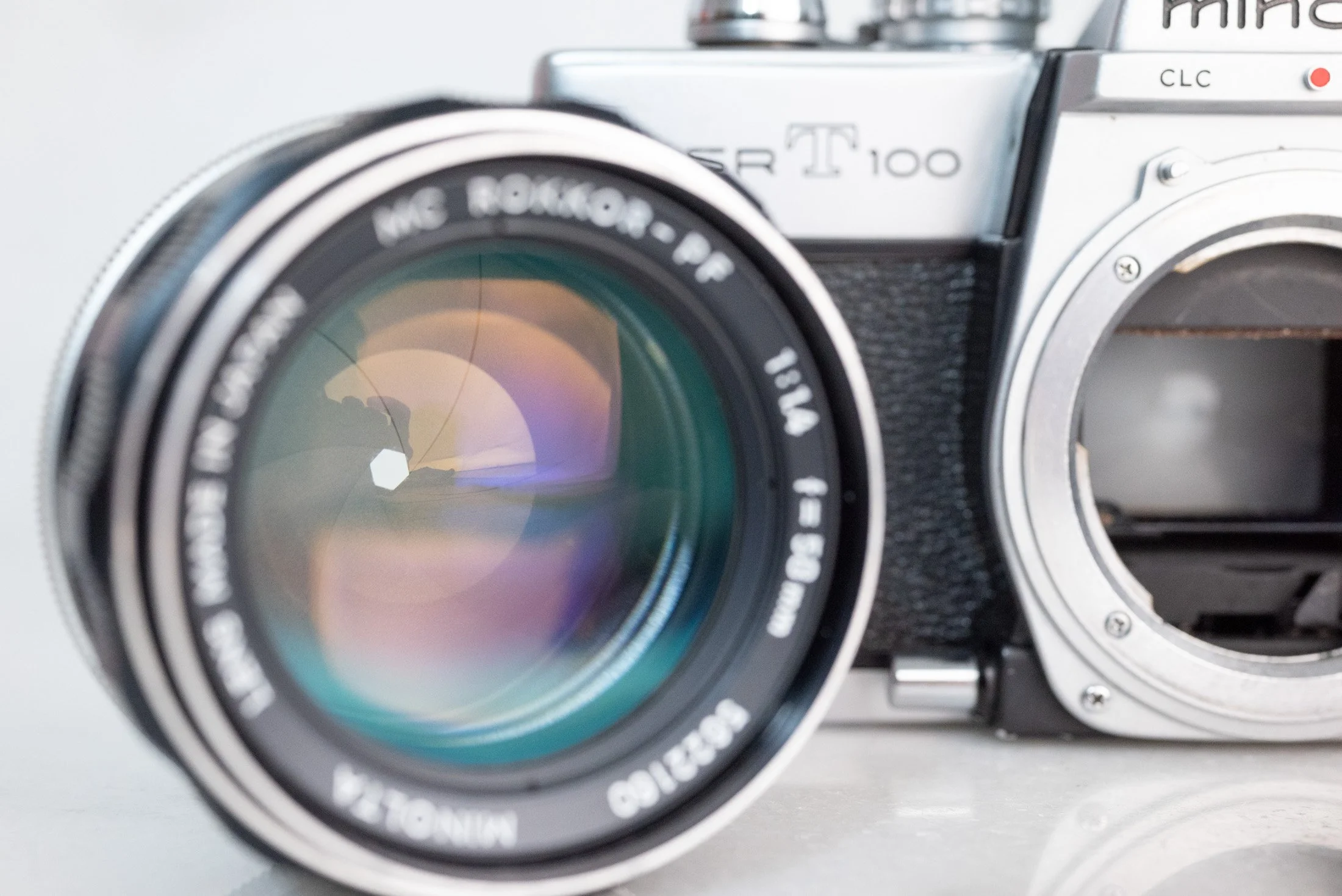 Minolta SRT 100 35mm Film Camera with Minolta MC Rokkor PF 58mm F